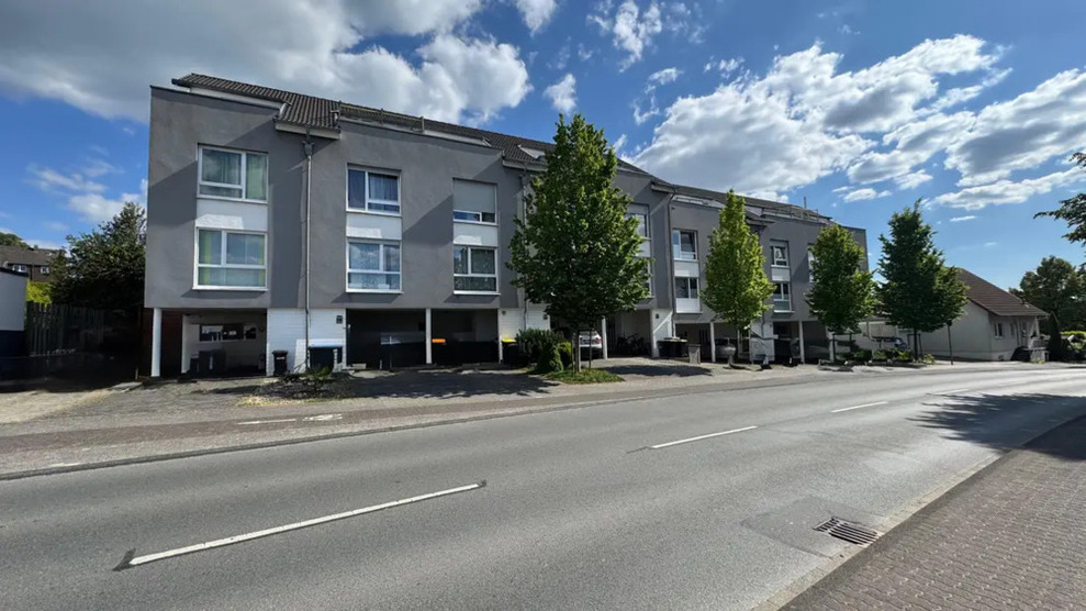 Modernes Reihenmittelhaus mit Wohlfühlatmosphäre in Solingen 5 zimmer