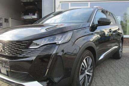 Peugeot 5008 28.334 km 22.990 &euro; Fuchsstadt 97727