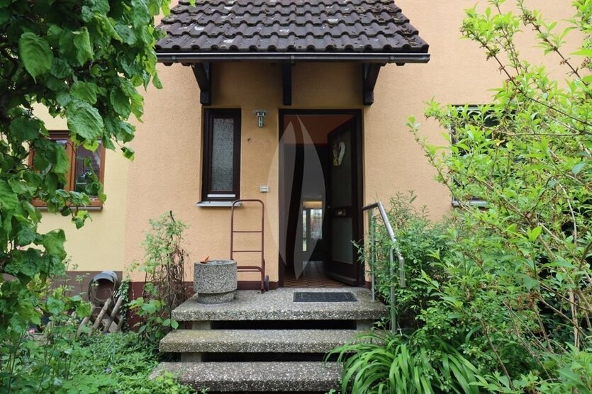 Gemütliches Reihenmittelhaus in Nürnberg Maiach mit Garagenstellplatz!