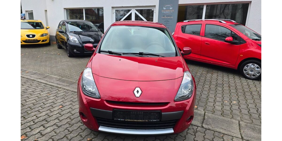 Renault Clio 93.991 km 4.990 &euro; Reichenbach/O.L. 02894