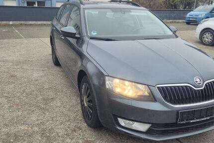 Skoda Octavia 233.554 km 5.700 &euro; Offenbach 63069