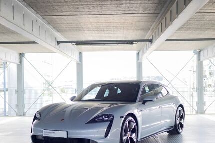 Porsche Taycan 14.990 km 99.880 &euro; Friedrichshafen 88045