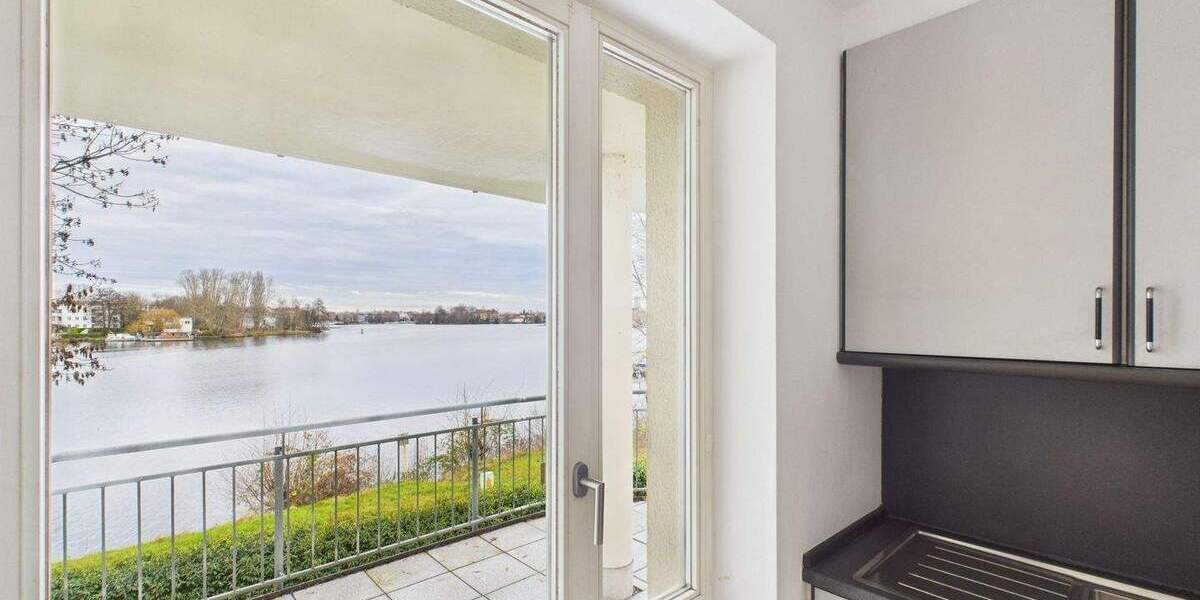 Erste Reihe - Stilvolles Wohnen mit Wasserblick in Berlin-Köpenick 3 zimmer