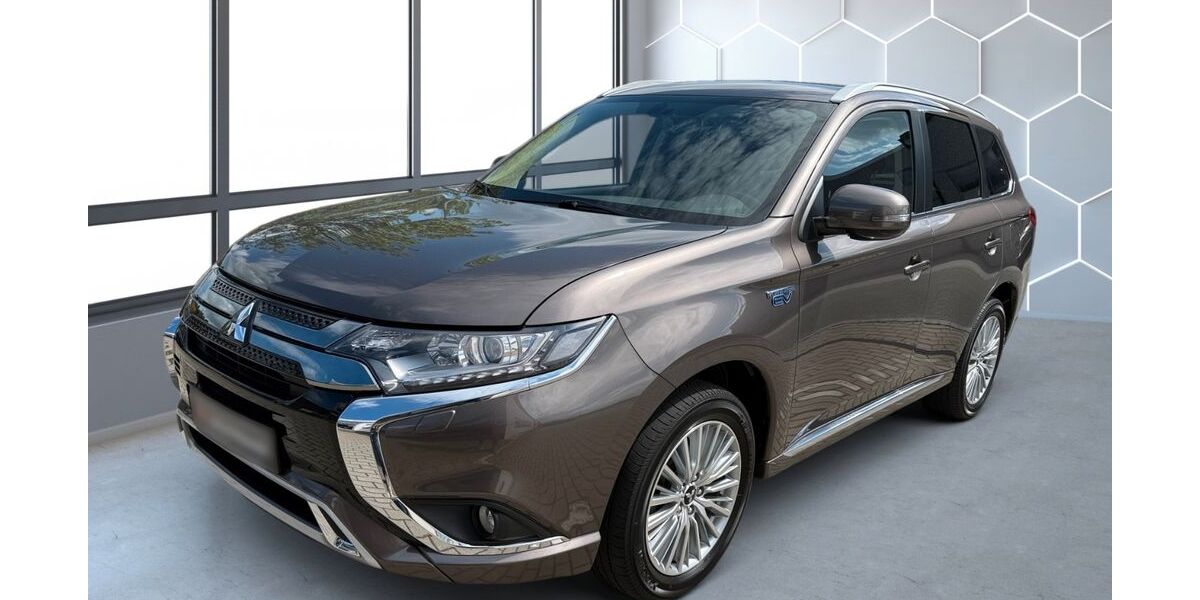 Mitsubishi Outlander 38.700 km 22.390 &euro; Altenstadt WN 92665