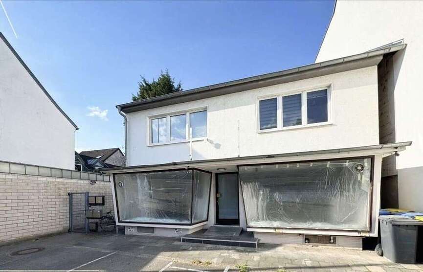 Einzelhandel in Köln 990 € 52 m²
