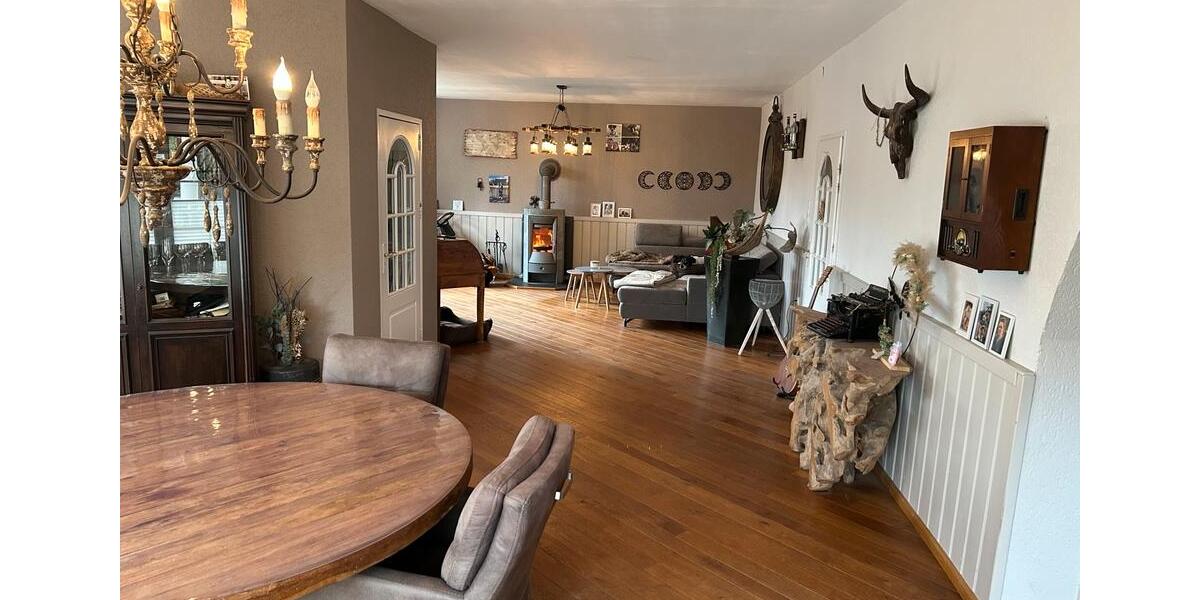 Einfamilienhaus Emlichheim - 6 Zimmer, 200 m&sup2;, 410.000&euro; | Angebot:25543153