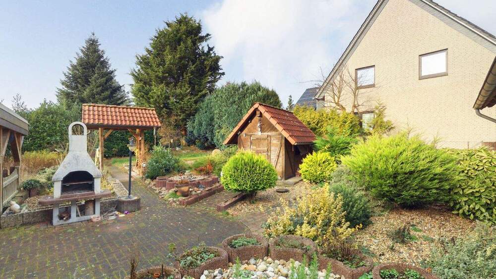 Einfamilienhaus Neustadt Eilvese - 8 Zimmer, 156 m&sup2;, 299.000&euro; | Angebot:25532910