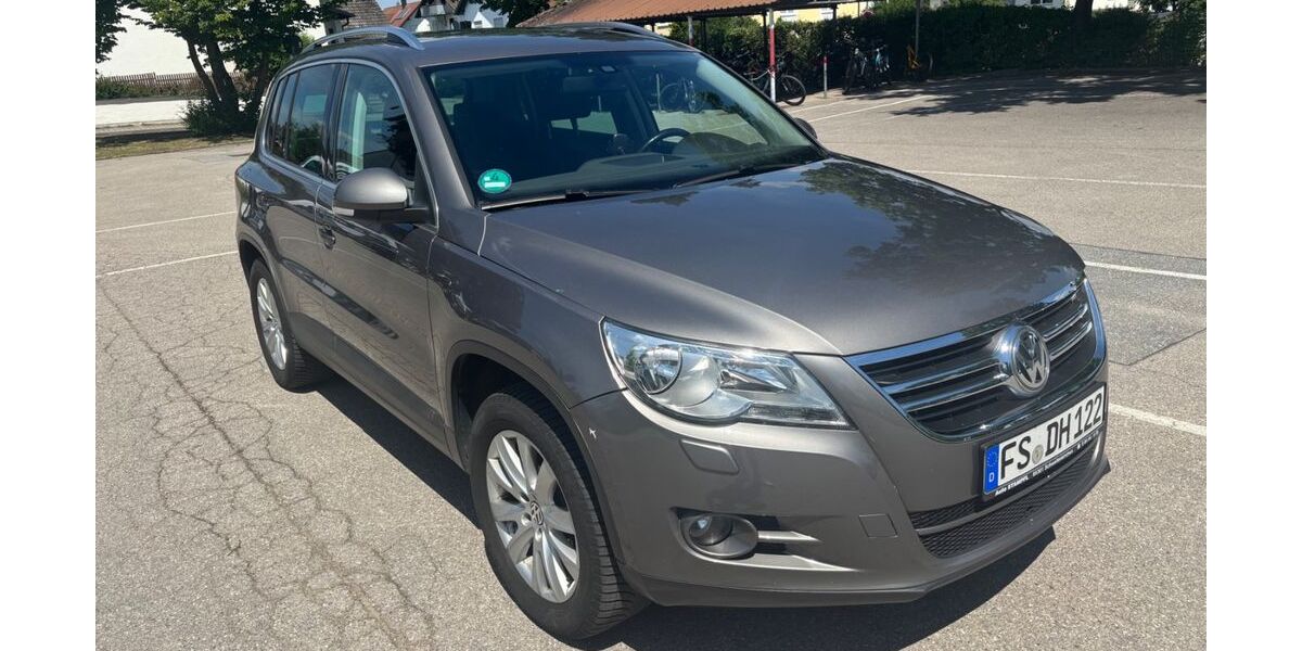 VW Tiguan 223.000 km 5.450 &euro; Haag 85410
