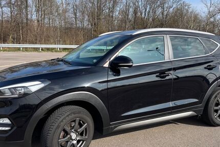 Hyundai TUCSON 112.000 km 14.500 &euro; Friedrichsthal 66299