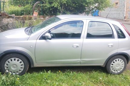 Opel Corsa 113.000 km 1.300 &euro; Marburg 35041