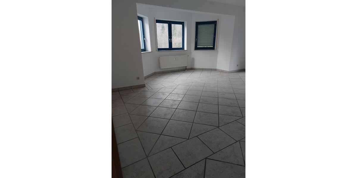 Erdgeschoßwohnung Morsbach - 2 Zimmer, 90 m&sup2;, 594&euro; | Angebot:25328712
