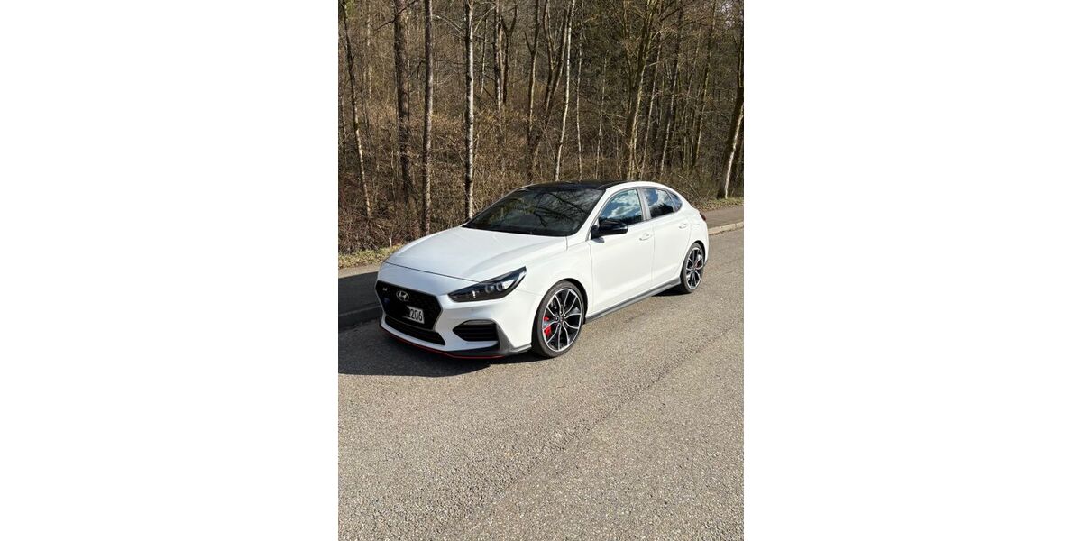 Hyundai i30 68.000 km 22.999 &euro; Spiegelberg 71579