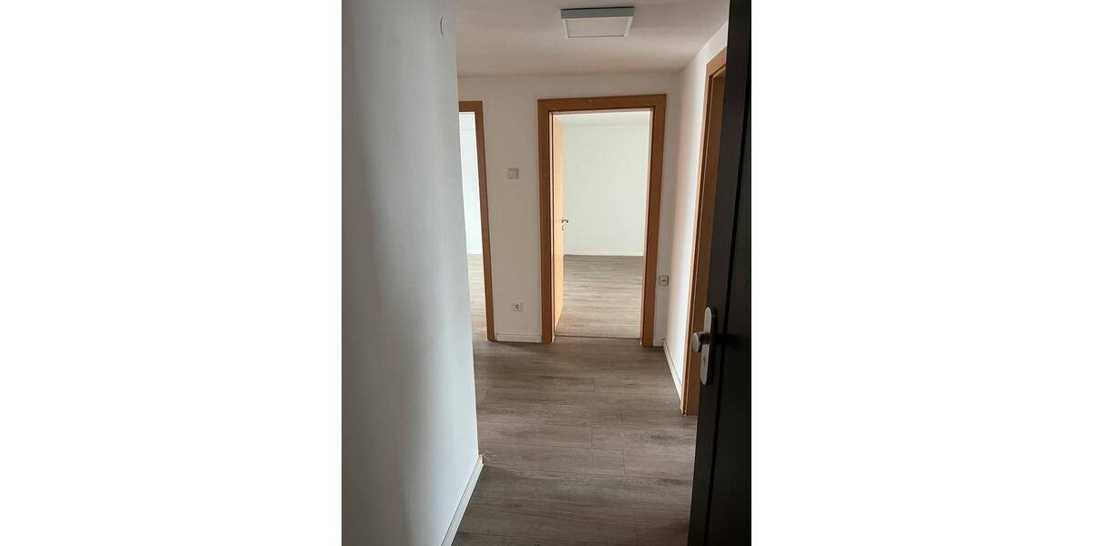 Dachgeschoßwohnung Ingolstadt Münchener Straße - 3 Zimmer, 57 m&sup2;, 770&euro; | Angebot:26312150