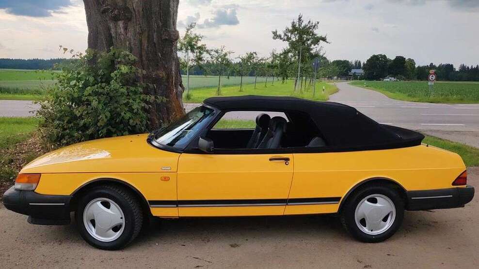 900