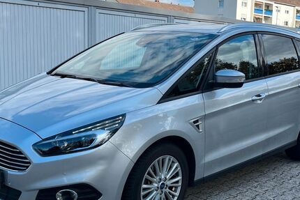 Ford S-Max 165.000 km 10.900 &euro; Karlsruhe 76133