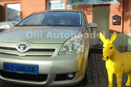 Toyota Corolla Verso 157.000 km 5.000 &euro; Magdeburg 39124