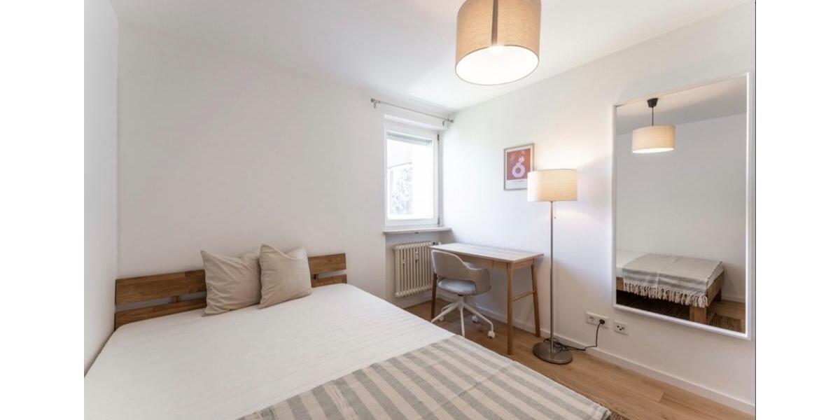 Etagenwohnung München Bogenhausen - 5 Zimmer, 73 m&sup2;, 690&euro; | Angebot:26363034