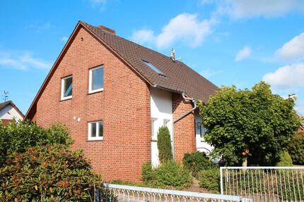 Haus Bergen - 5 Zimmer, 120 m&sup2;, 1.350&euro; | Angebot:26202206