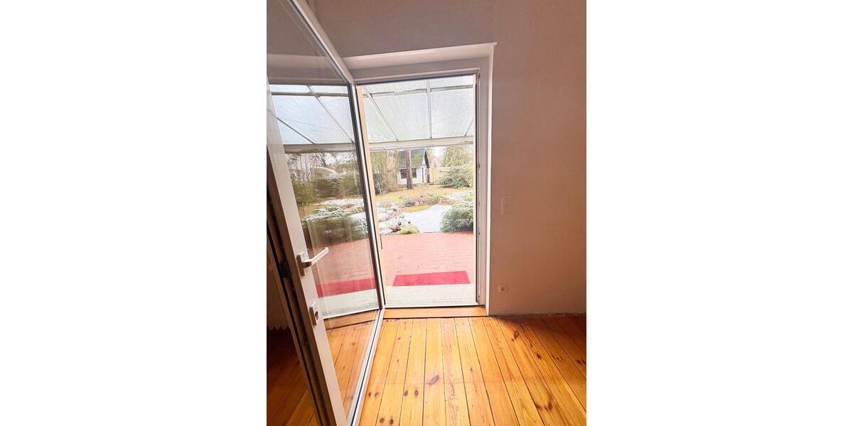 Einfamilienhaus Kleinmachnow - 4.5 Zimmer, 100 m&sup2;, 1.950&euro; | Angebot:25947876