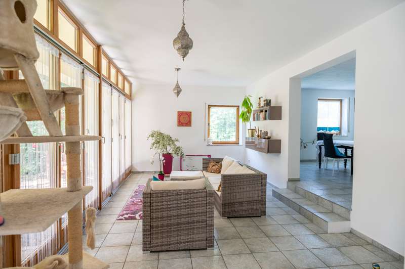 Haus zum Kaufen in Münchsmünster 849.000 € 323 m²