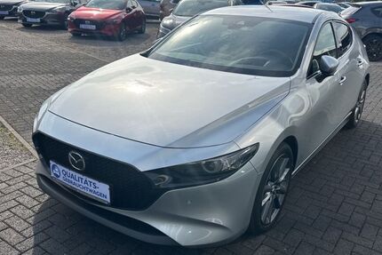 Mazda 3 72.411 km 17.990 € Kamen 59174