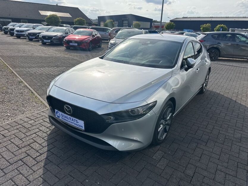 Mazda 3 72.411 km 17.990 € Kamen 59174