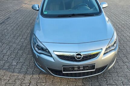 Opel Astra 145.000 km 4.999 &euro; Aachen 52068