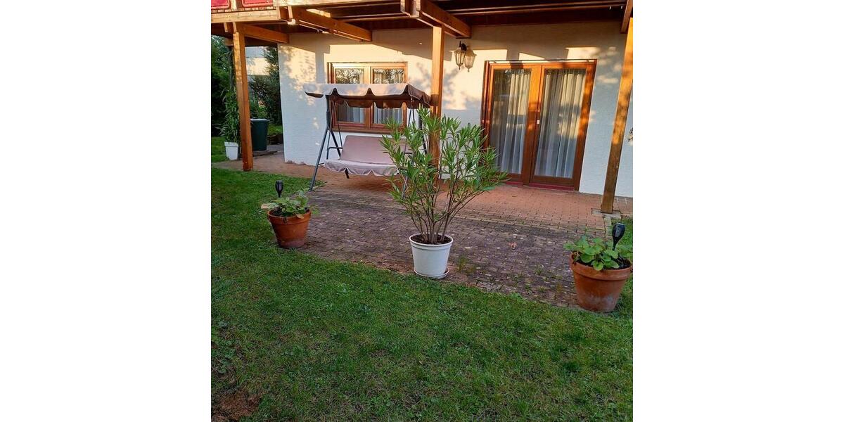 Erdgeschoßwohnung Oberderdingen - 3 Zimmer, 100 m&sup2;, 1.000&euro; | Angebot:24849081