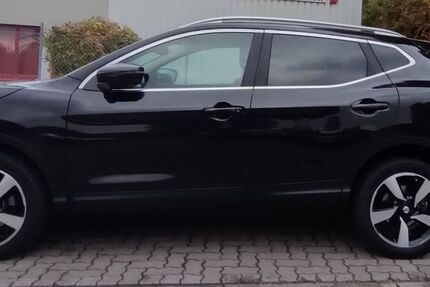 Nissan Qashqai 105.000 km 13.900 € Coppenbrügge 31863