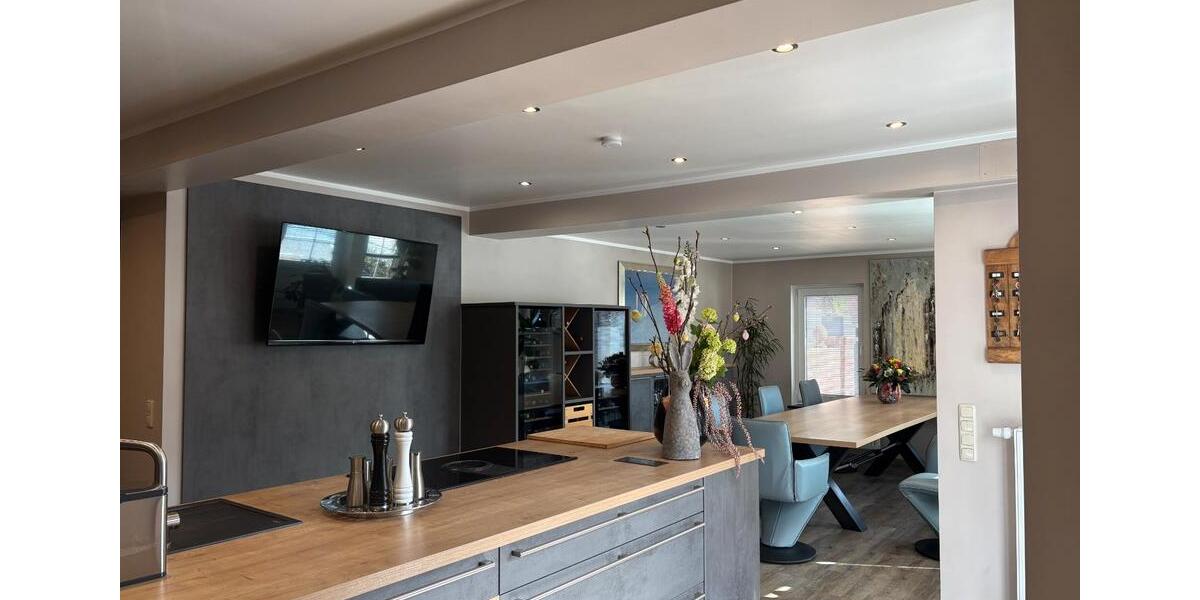 Erdgeschoßwohnung Köln Mülheim - 5 Zimmer, 220 m&sup2;, 539.000&euro; | Angebot:26008354