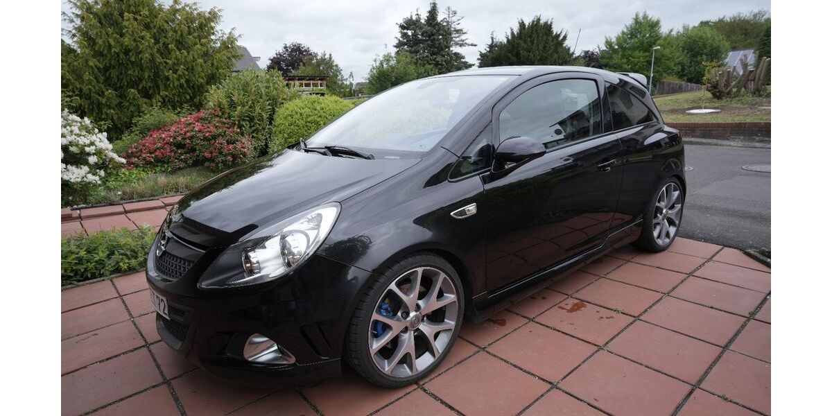 Opel Corsa 98.000 km 6.600 &euro; Felsberg - Gensungen 34587
