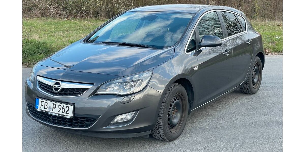 Opel Astra 152.000 km 4.450 &euro; Bad Nauheim 61231