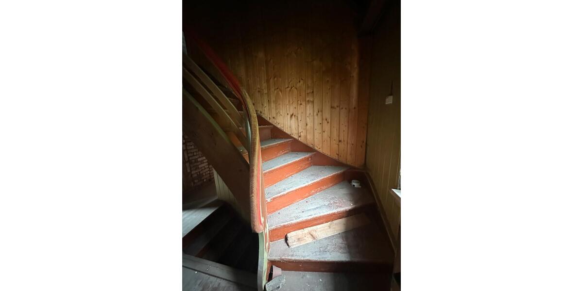 Einfamilienhaus Neustadt bei Coburg - 6 Zimmer, 190 m&sup2;, 32.000&euro; | Angebot:26830247