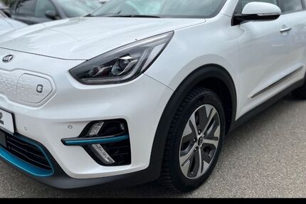 Kia Niro 90.238 km 19.980 € Memmingen 87700