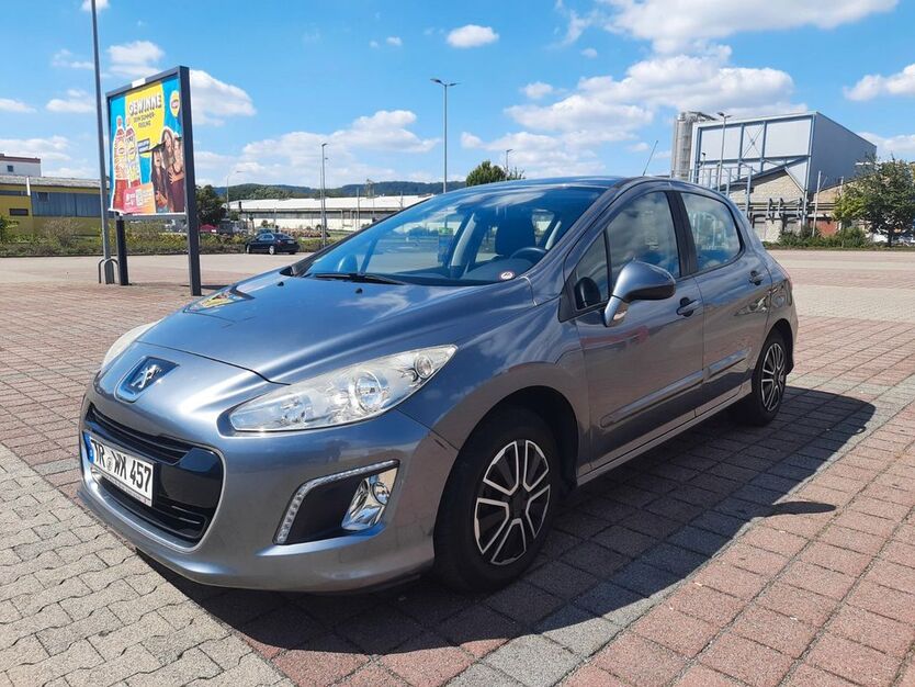 Peugeot 308 165.000 km 3.200 € Konz 54329