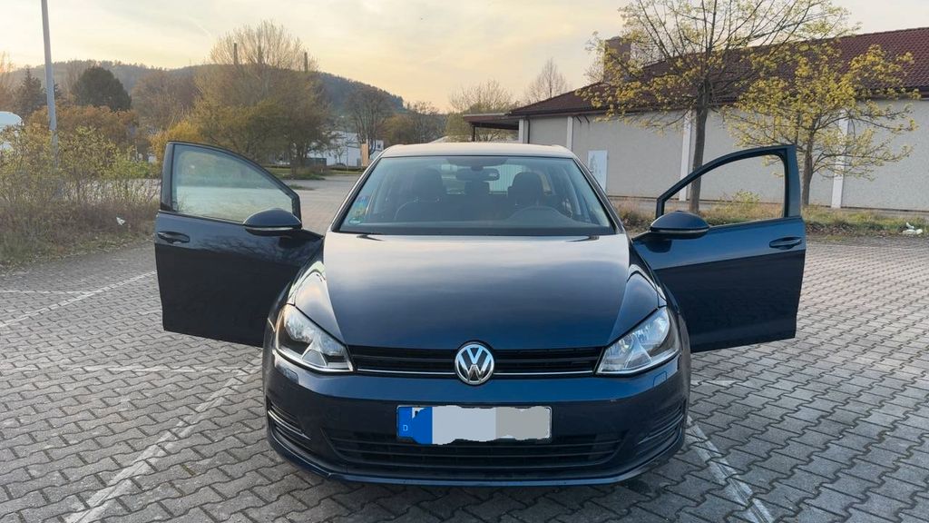 VW Golf 66.800 km 9.400 &euro; Orlamünde 07768