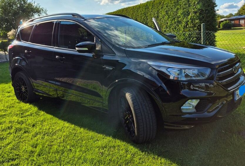 Ford Kuga 54.065 km 18.000 € Garbsen 30826