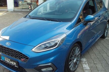 Ford Fiesta 61.489 km 16.898 &euro; Münster 48153