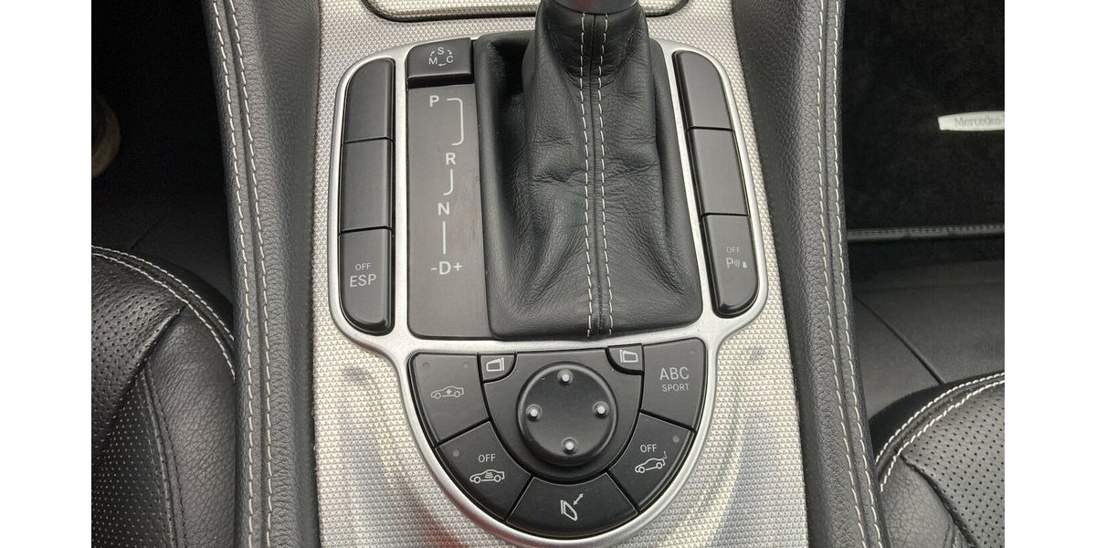 Mercedes-Benz SL 350 SL 63 optik AMG Styling*Panorama,Airscarf 111.700 km 27.650 &euro; Schorndorf 73614