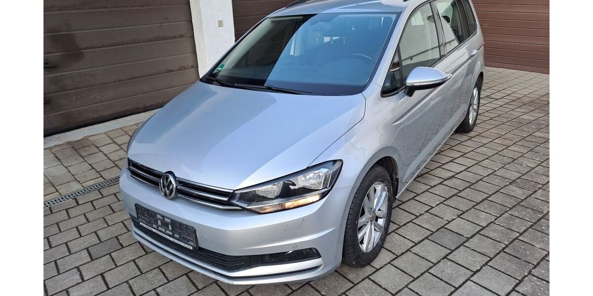 VW Touran 88.000 km 14.000 &euro; Rimbach 93485