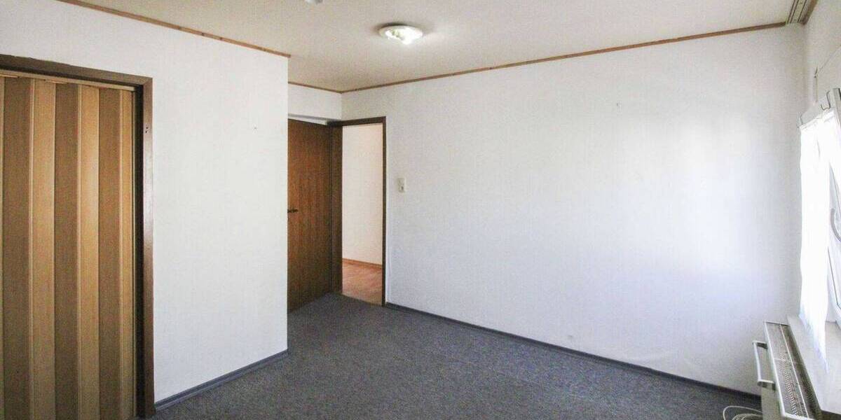 Einfamilienhaus Schwandorf Krondorf - 7 Zimmer, 130 m&sup2;, 299.000&euro; | Angebot:26435050