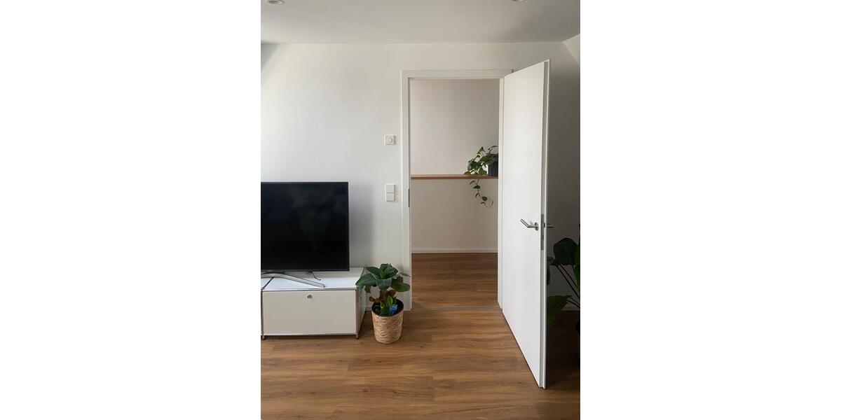 Einfamilienhaus Bischofsheim in der Rhön - 5 Zimmer, 185 m&sup2;, 1.500&euro; | Angebot:26408426