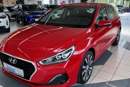 Hyundai i30 55.530 km 16.890 &euro; Paderborn 33104