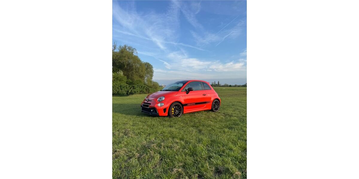 Abarth 695 10.000 km 27.500 &euro; Ketsch 68775