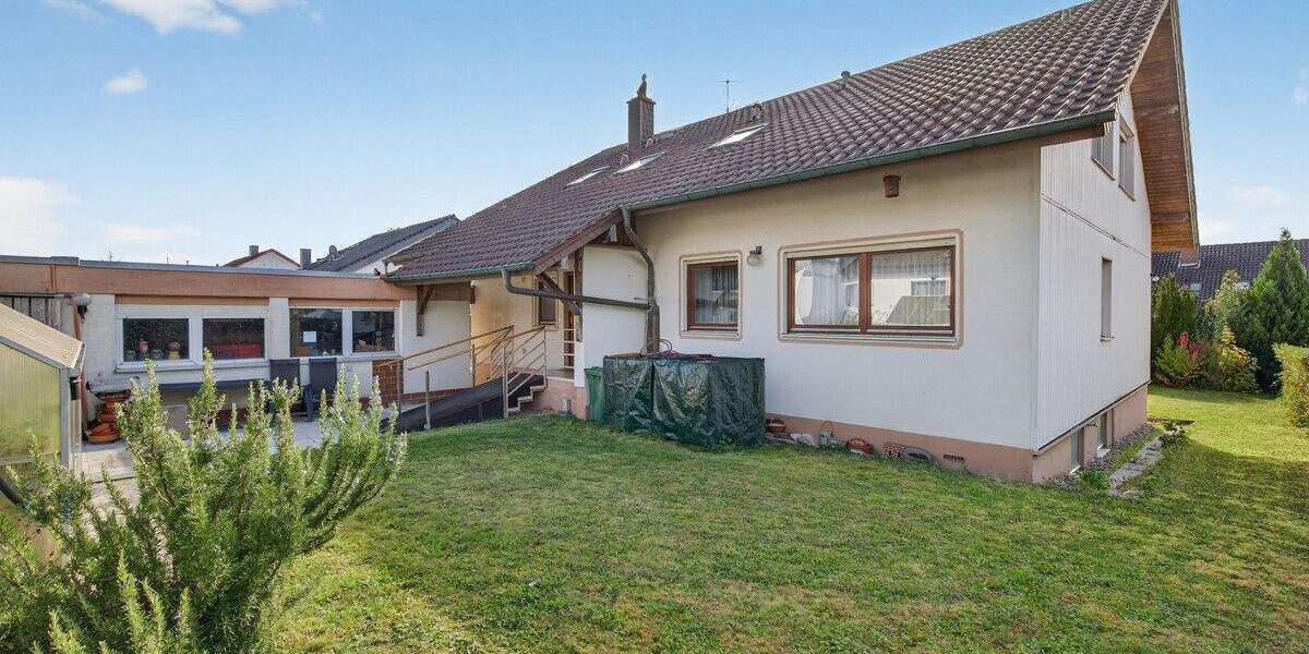 Mehrfamilienhaus, Wohnhaus Königsbach-Stein Stein - 9 Zimmer, 186 m&sup2;, 539.000&euro; | Angebot:24860319