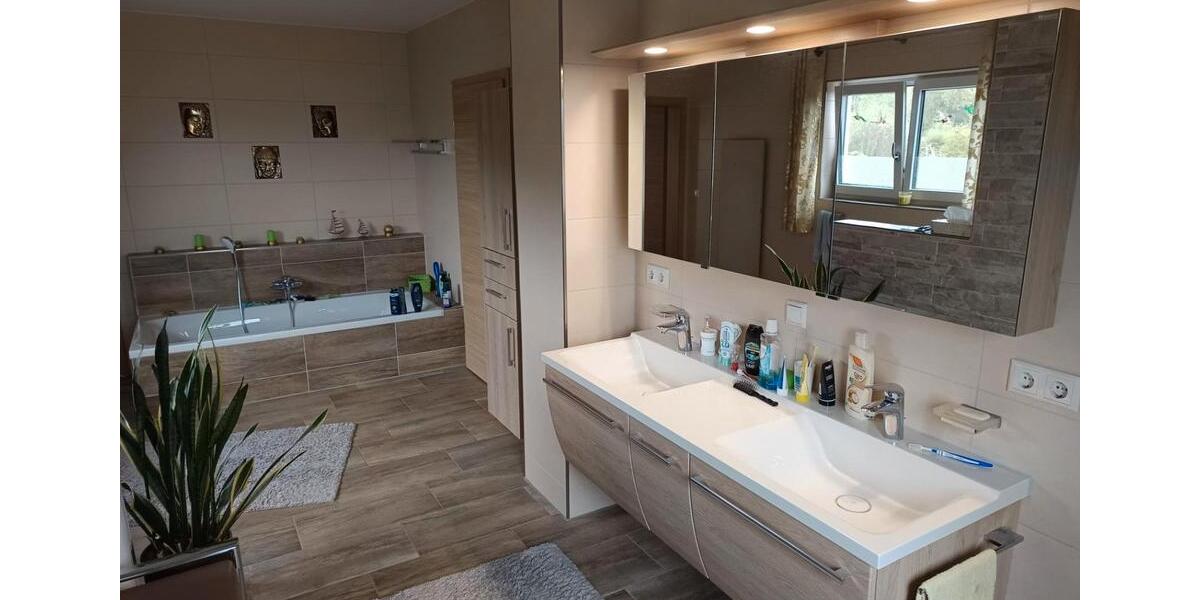 Einfamilienhaus Teublitz - 7 Zimmer, 218 m&sup2;, 749.000&euro; | Angebot:26043067