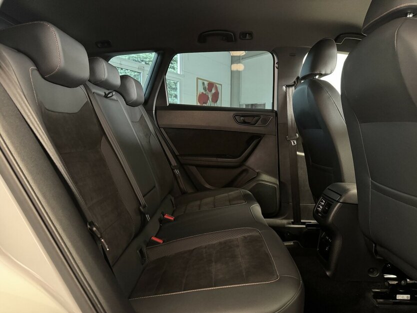 Cupra Ateca 4Drive /LED/Navi/Beats/Spur/360°/Ahk 69.951 km 26.490 € Leipzig 04347