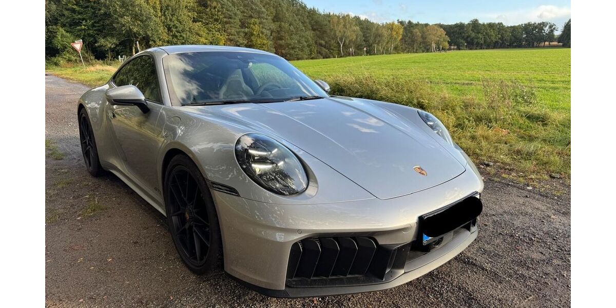 Porsche 992 2.380 km 199.992 &euro; Erbach 64711