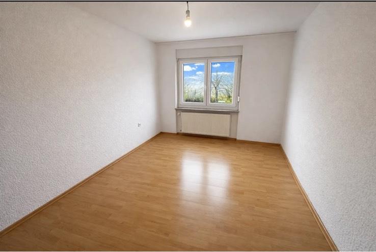 Mehrfamilienhaus, Wohnhaus Ensdorf - 8 Zimmer, 240 m&sup2;, 350.000&euro; | Angebot:26412760