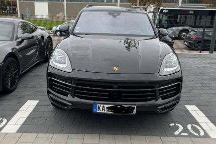 Porsche Cayenne 61.000 km 78.400 &euro; Karlsruhe 76199